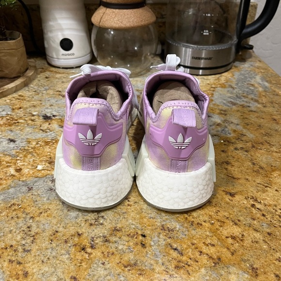 Adidas NMD size 5 - Picture 4 of 8